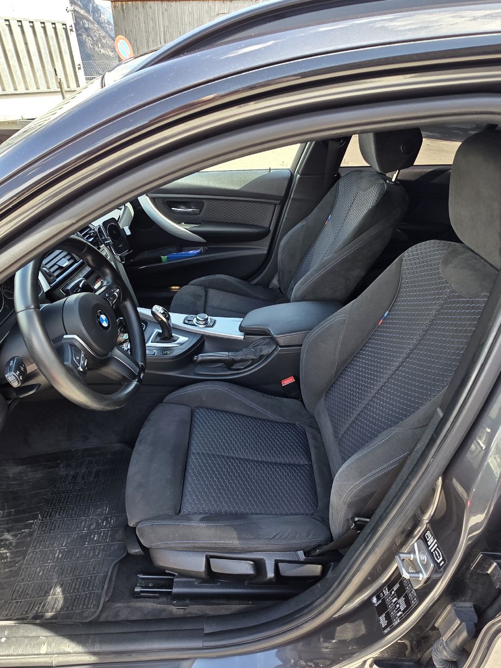 BMW Automobili: BMW 320 Touring mit M Paket MFK 7.2026 – Usato da Mols venduto da Naebetsee2.0 5