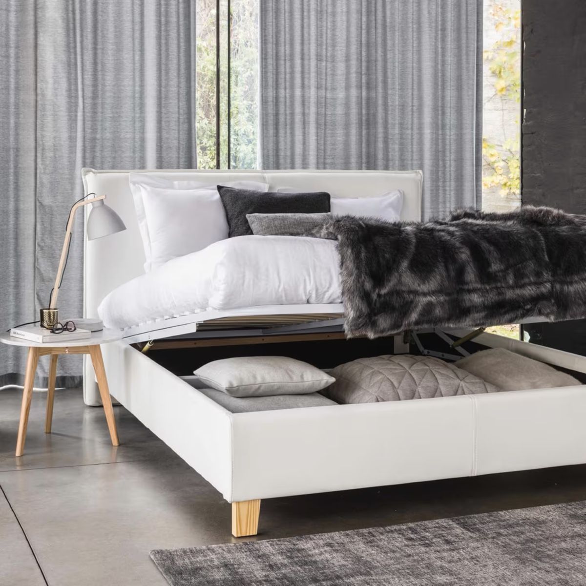 Lits: Storage Bed Frame 200x160cm with Under-Bed Compartment – D'occasion à Zürich par alb_75rw 5