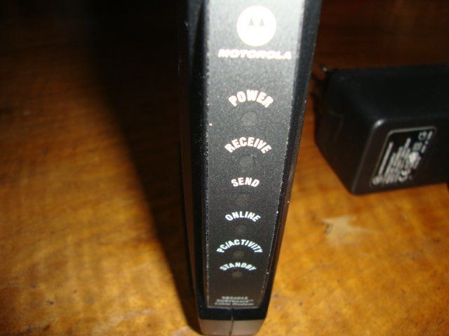 Modem & Router: Motorola SURFboard SB5101 Kabelmodem mit Netzgerät 12V – Usato da Bern venduto da carola31 2
