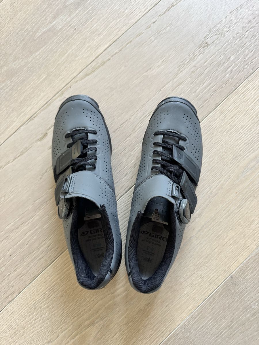 Giro Scarpe da donna: Giro Code Techlace Radschuhe, Damen Gr 39 – Usato da Zürich venduto da ukohler01