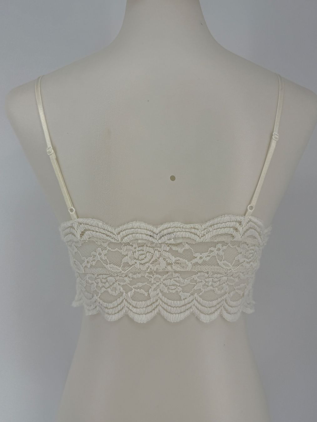 Tally Weijl Top: Spitzen Top Gr. S von Tally Weijl – Usato da Auenstein venduto da moin. 3