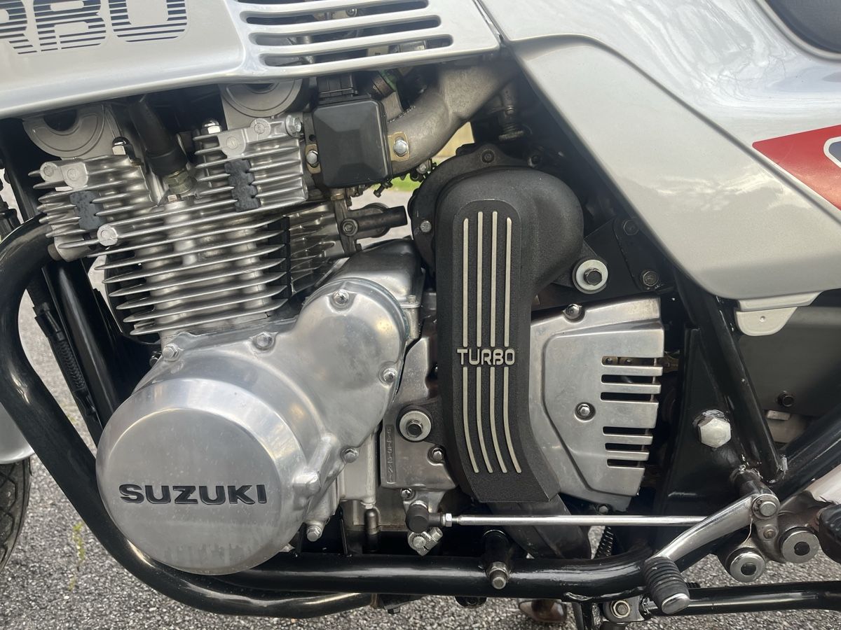 Suzuki Strada: Suzuki Xbox 85 turbo – Usato da Arzier-Le Muids venduto da Jmb1960 4