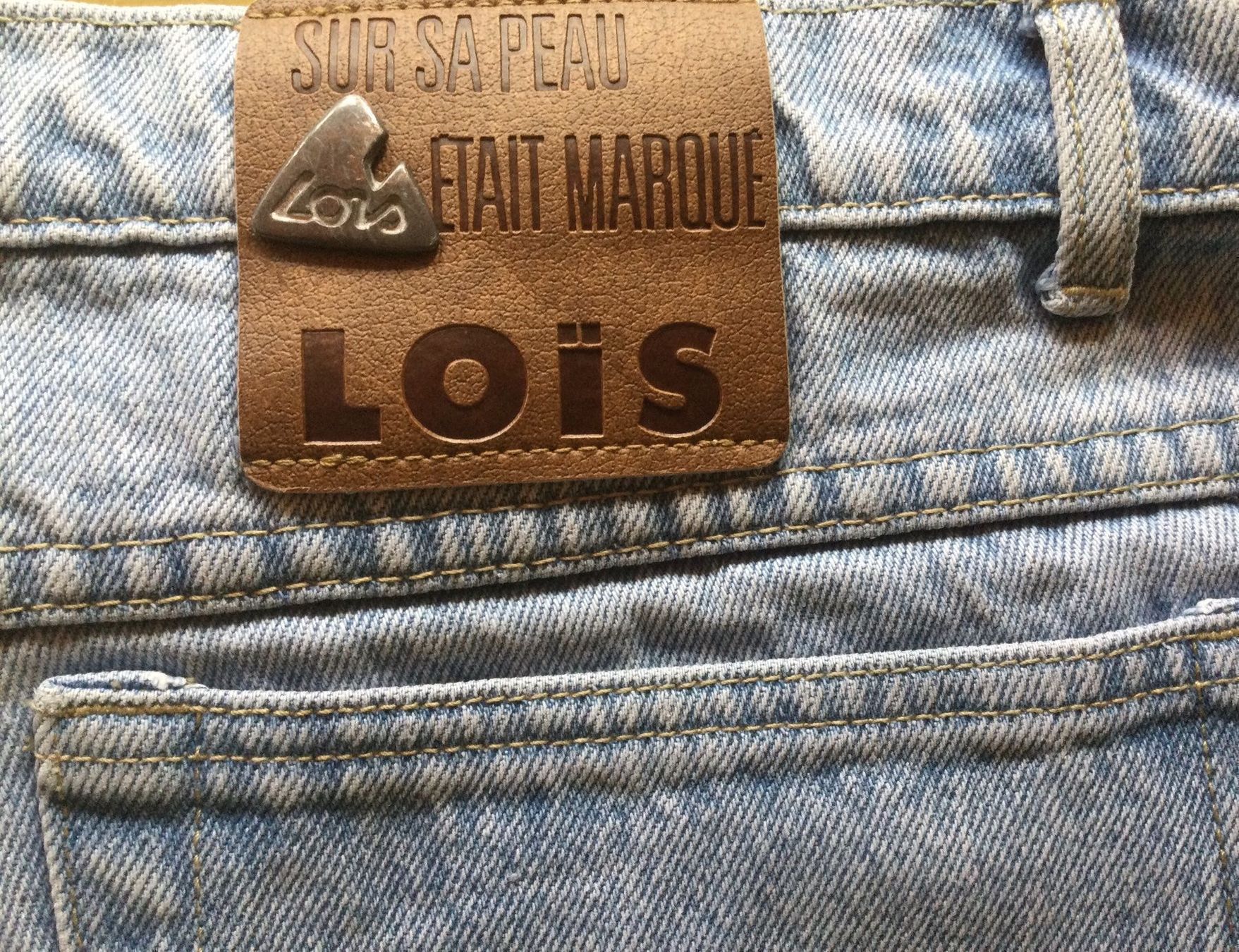 Jeans: Jeans Lois hellblau grösse 38 – Usato da Ulisbach venduto da sasha6 2