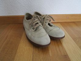 Schuhe beige