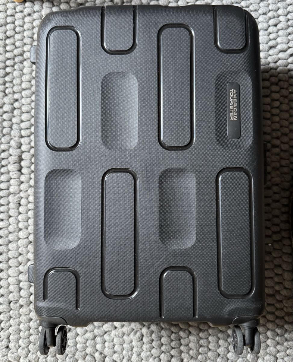 Samsonite Reisekoffer: Valise Samsonite noire - taille moyenne-3 ans garantie – Neu (gemäss Beschreibung) aus Genève von inf_2ggr