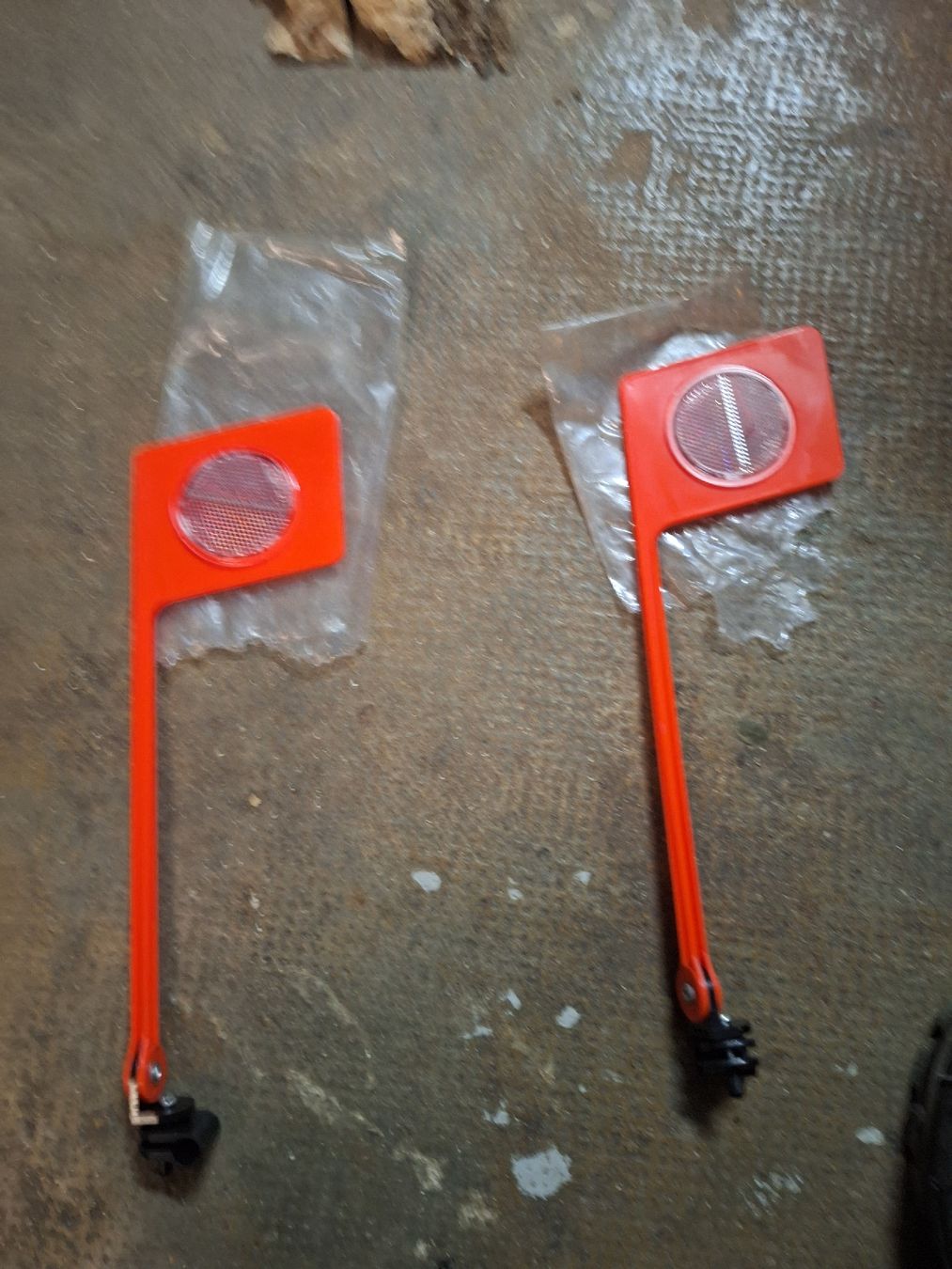 Ersatzteile: paire de gabarit de sécurité vélo – Neu (gemäss Beschreibung) aus Vallorbe von fam_wy2j