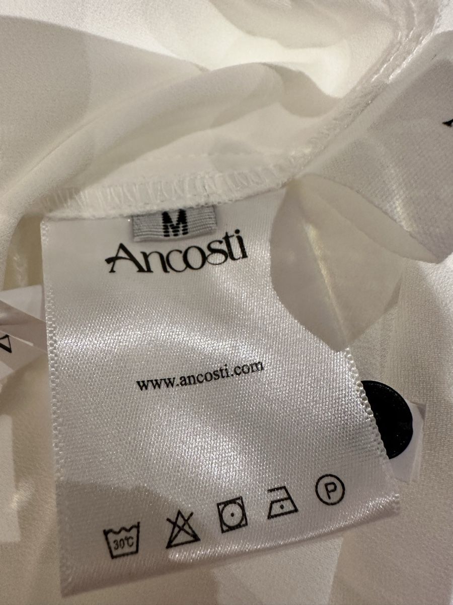 Kleider: Ancosti white dress new with tags – Neu und originalverpackt aus Neuchâtel von agn_jc66 2