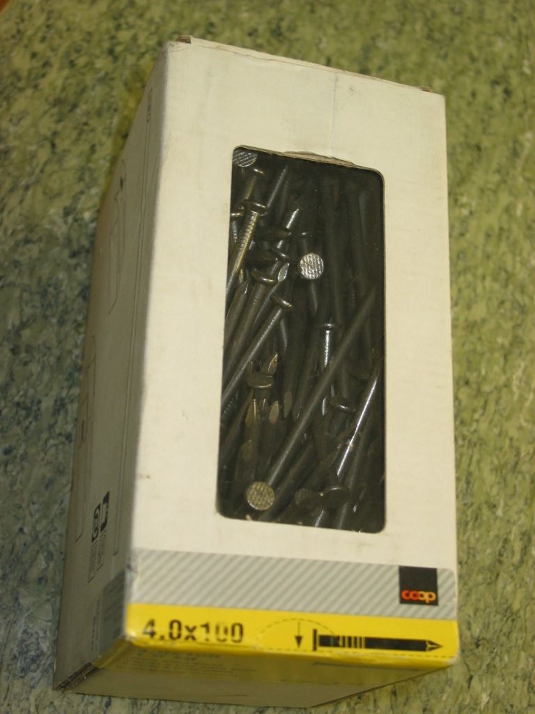 Eisenwaren: 1 Pack Nägel 100mm lang   4mm dick 4x100 – Neu und originalverpackt aus Rickenbach SZ von Frickler