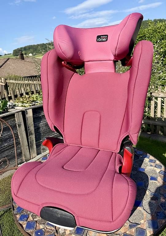 Seggiolini per auto:  Römer Britax isofix Auto Kindersitz – Usato da Siglistorf venduto da Chayabru 1