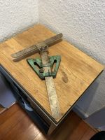 ANTIKE PLÄTTLI WINKEL SCHNEIDER