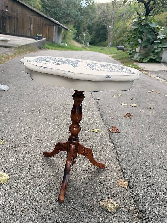 Tavoli: Beistelltisch – Usato da Opfertshofen SH venduto da pat_zk67