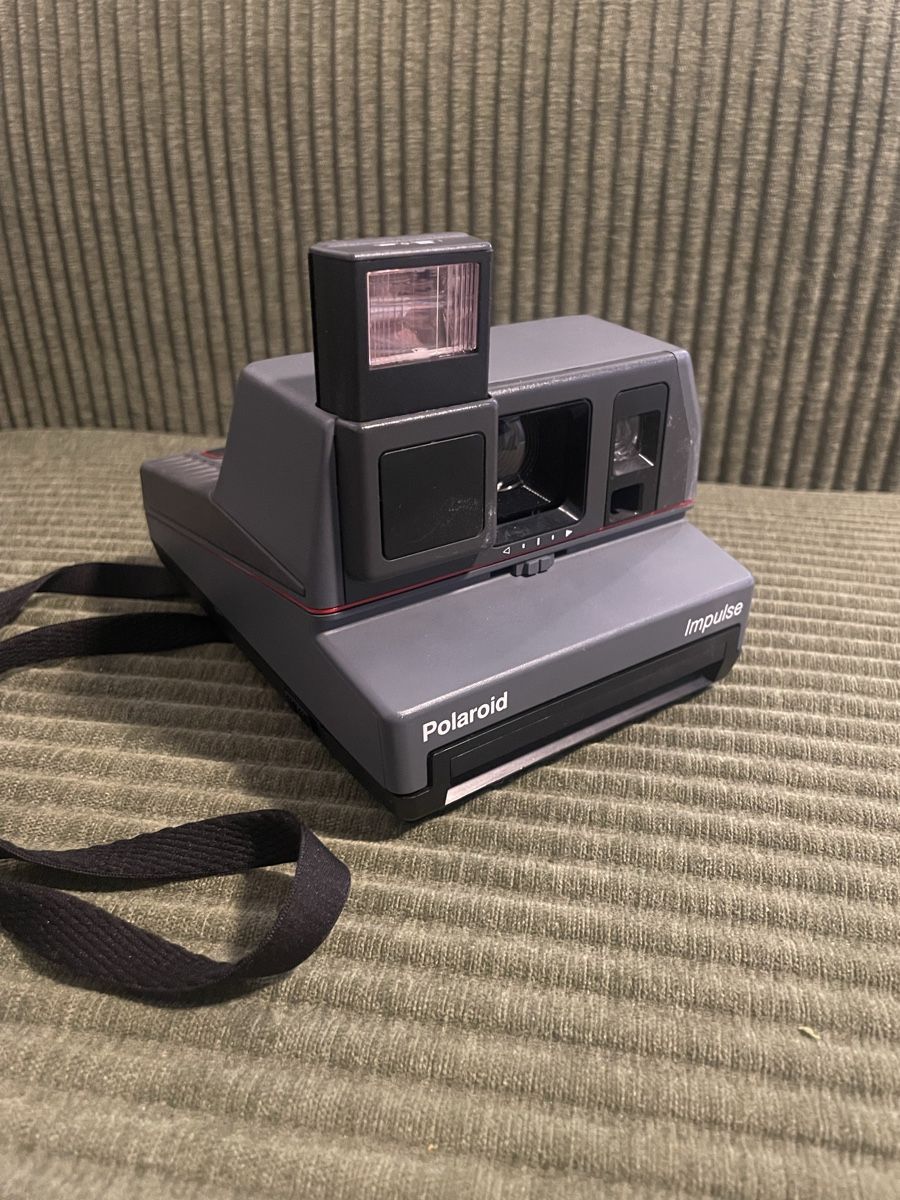 Polaroid Fotocamera: Polaroid Impulse Sofortbildkamera – Usato da Winterthur venduto da polkater