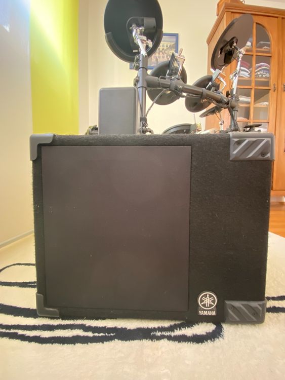 Yamaha Verstärker für EDrum Schlagzeug 90W Kaufen auf Ricardo