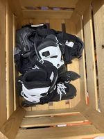 Inline Skates Set (Schwarz/Weiss) inkl. Fila Schoner