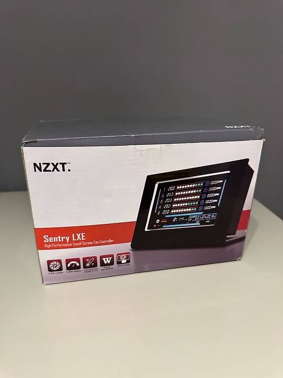 Sistema di controllo: NZXT Sentry LXE - Controleur de ventilateurs ecran tactile – Usato da Aigle venduto da jul_hl8s