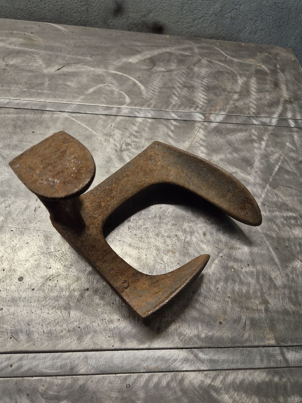 Outils anciens: Enclume de cordonnier  – D'occasion à Le Locle par CHEGUA 2