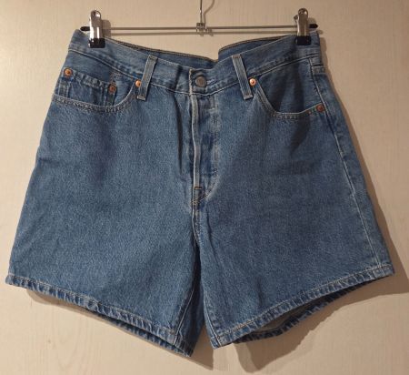 Jeans-Shorts von Levis (Grösse 29)