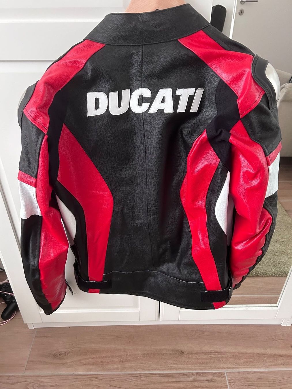 Ducati Sommer Motorradjacke Damen Ducati Lederjacke