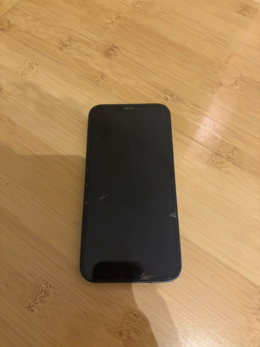 Apple Handys / Smartphones: iPhone 12 gebraucht  – Gebraucht aus Staufen von nic_8g8z 2