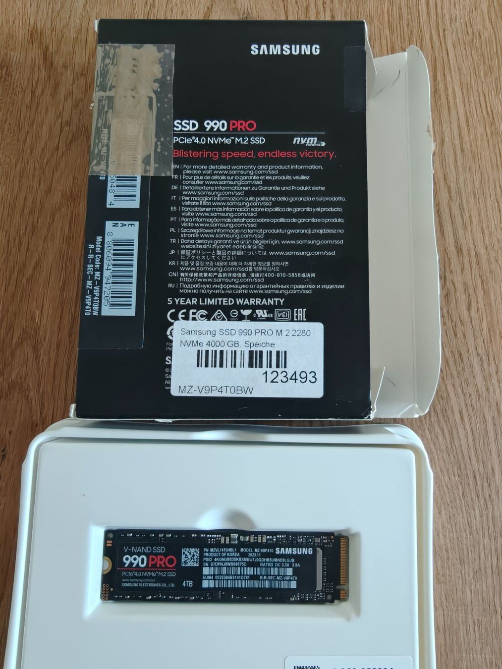 Samsung Dischi rigidi: Samsung M.2 SSD 990 Pro 4TB – Usato da Bern venduto da SuperFlySK 1
