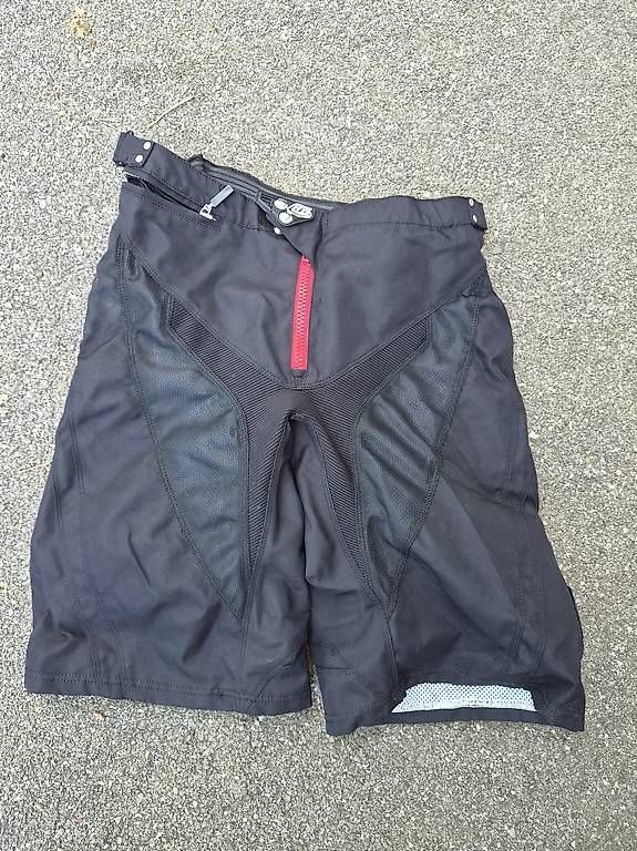 Hosen: Short Troy Lee Designs – Gebraucht aus Villars-sur-Glâne von scala-x