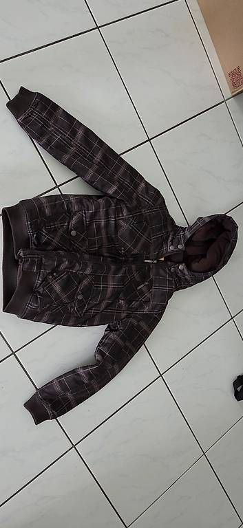 Vestes: Winterjacke – D'occasion à Emmenbrücke par Fla3981 1