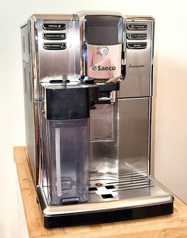 Philips Macchine per caffè & Macchine per espresso: Seaco Philips Kaffevollautomat – Usato da Zürich venduto da rap_vnp2