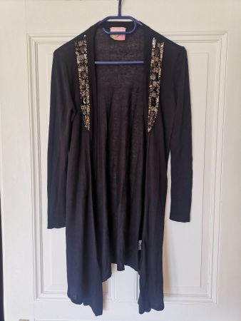 Princess goes Hollywood, Seidenjacke mit Pailletten