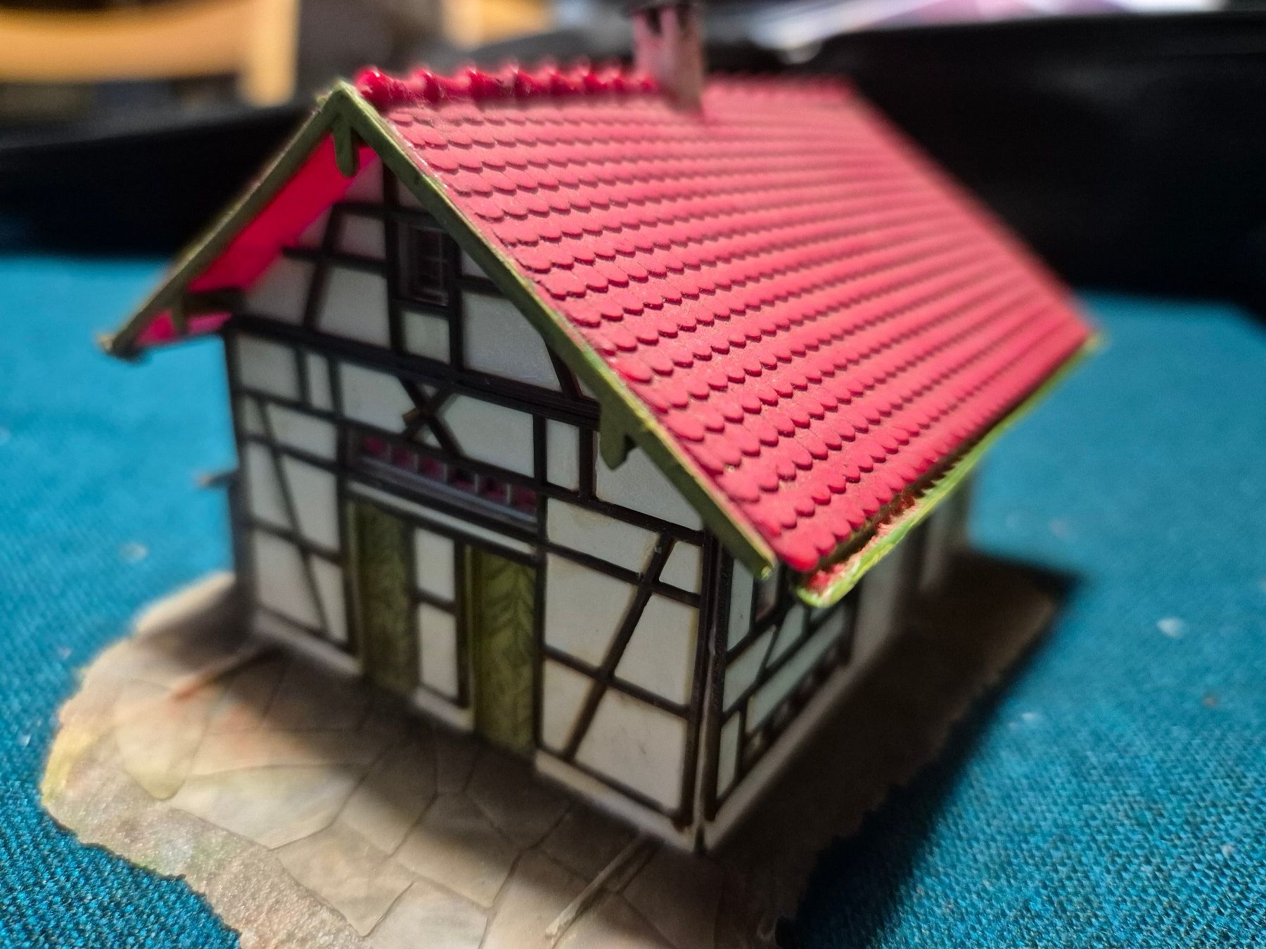 Faller Modelleisenbahnen: Faller kleines Landhaus N – Gebraucht aus Bibern SH von streunekater