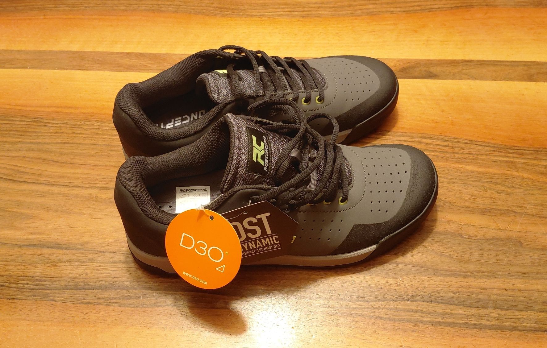 Scarpe da uomo: RC HELLION HOMMES gris CHROME/LIME Gr. 41 neu – Nuovo e nell'imballaggio originale da Diessenhofen venduto da kazwei 2