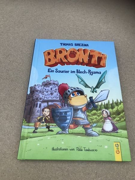 Libri: Bronti Ein Saurier im Blech-Pyjama – Nuovo e nell'imballaggio originale da Bergdietikon venduto da book-4-you