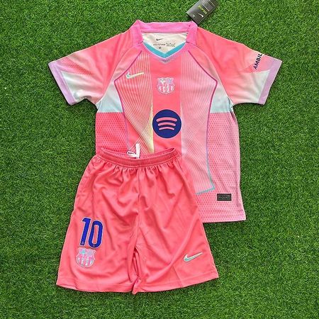 Fußball Shirt und Hose Lamine Yamal Neue Saison 2026