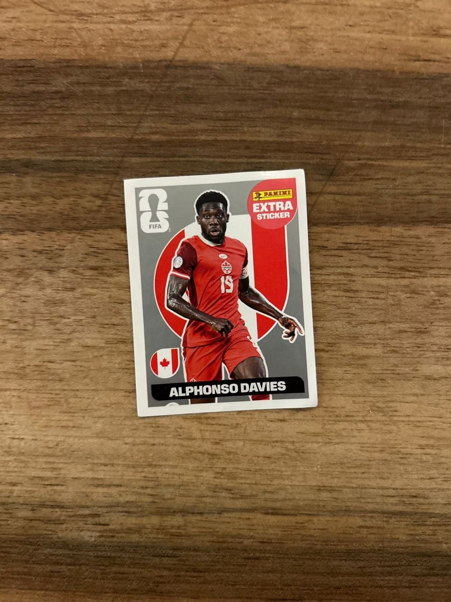 Panini Sammelbilder & Trading cards: Panini Silber Alphonso Davies Extrasticker – Gebraucht aus Rain von Csharky