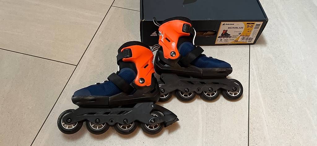Patins à roul. & inline: Rollerblade Microblade Grösse 36.5 bis 40.5 – D'occasion à Kastanienbaum par pet_57dn 2