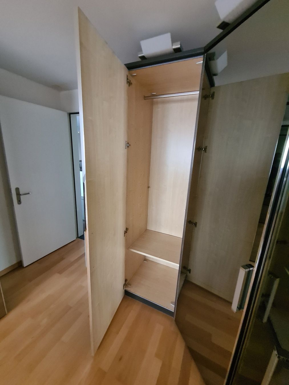 Schränke: Eckkleiderschrank Nolte Horizont 6000 – Gebraucht aus Oetwil an der Limmat von Limmi89 3