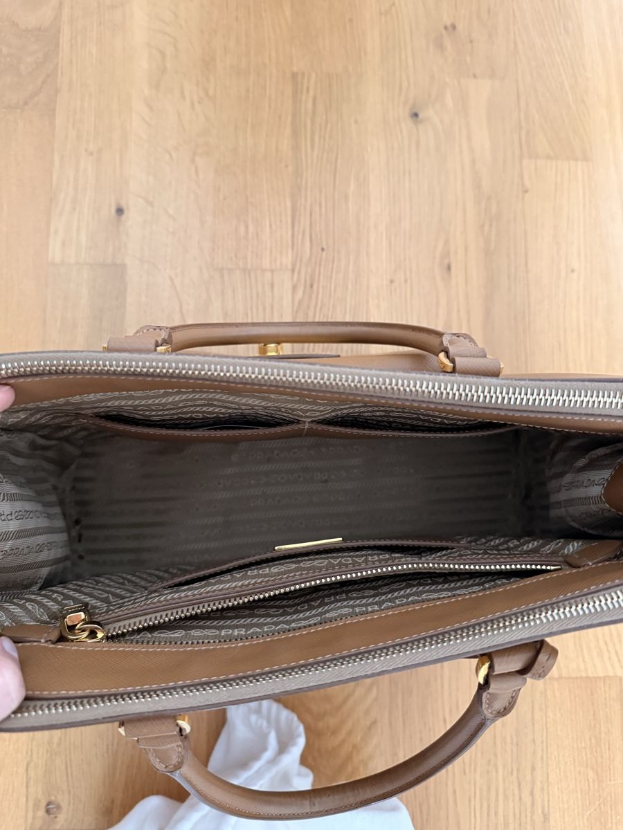 Prada Borse da donna: Tasche Prada – Usato da Zürich venduto da ifi_zp8b 7