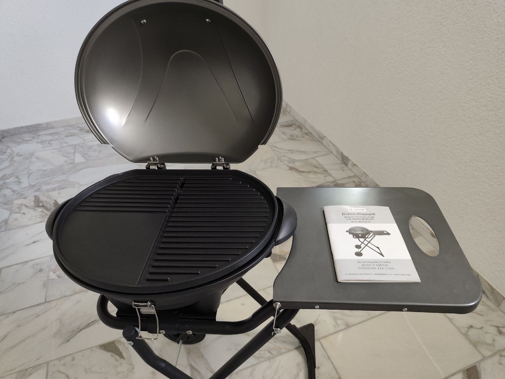 Wellcraft Griglie: Elektrogrill Wellcraft klappbar mit Ablage – Usato da Stetten AG venduto da butcher_phil 2