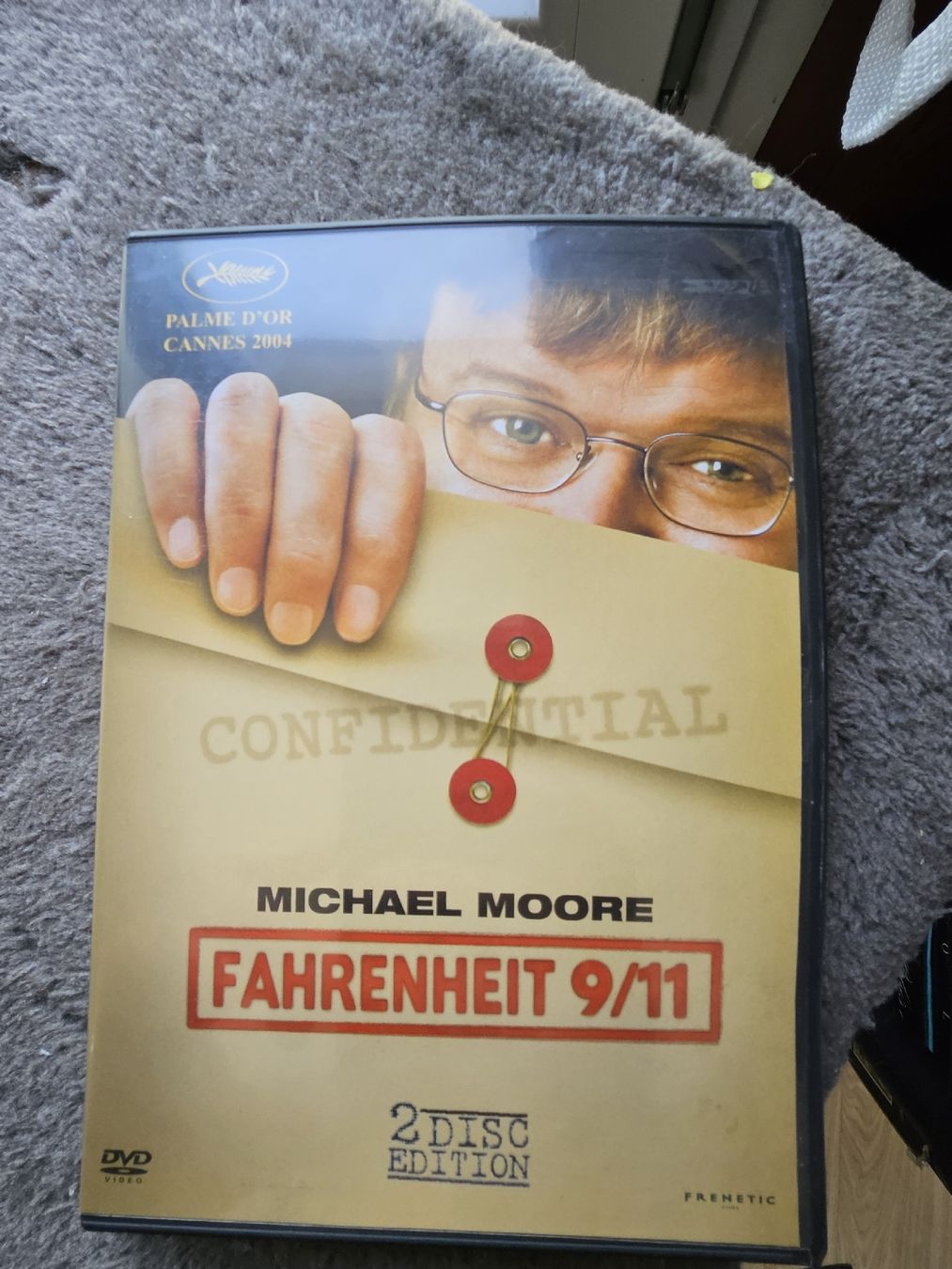 Tutti i DVDs: DVD Fahrenheit 9/11 de Michael Moore – Usato da La Joux FR venduto da car_ck96