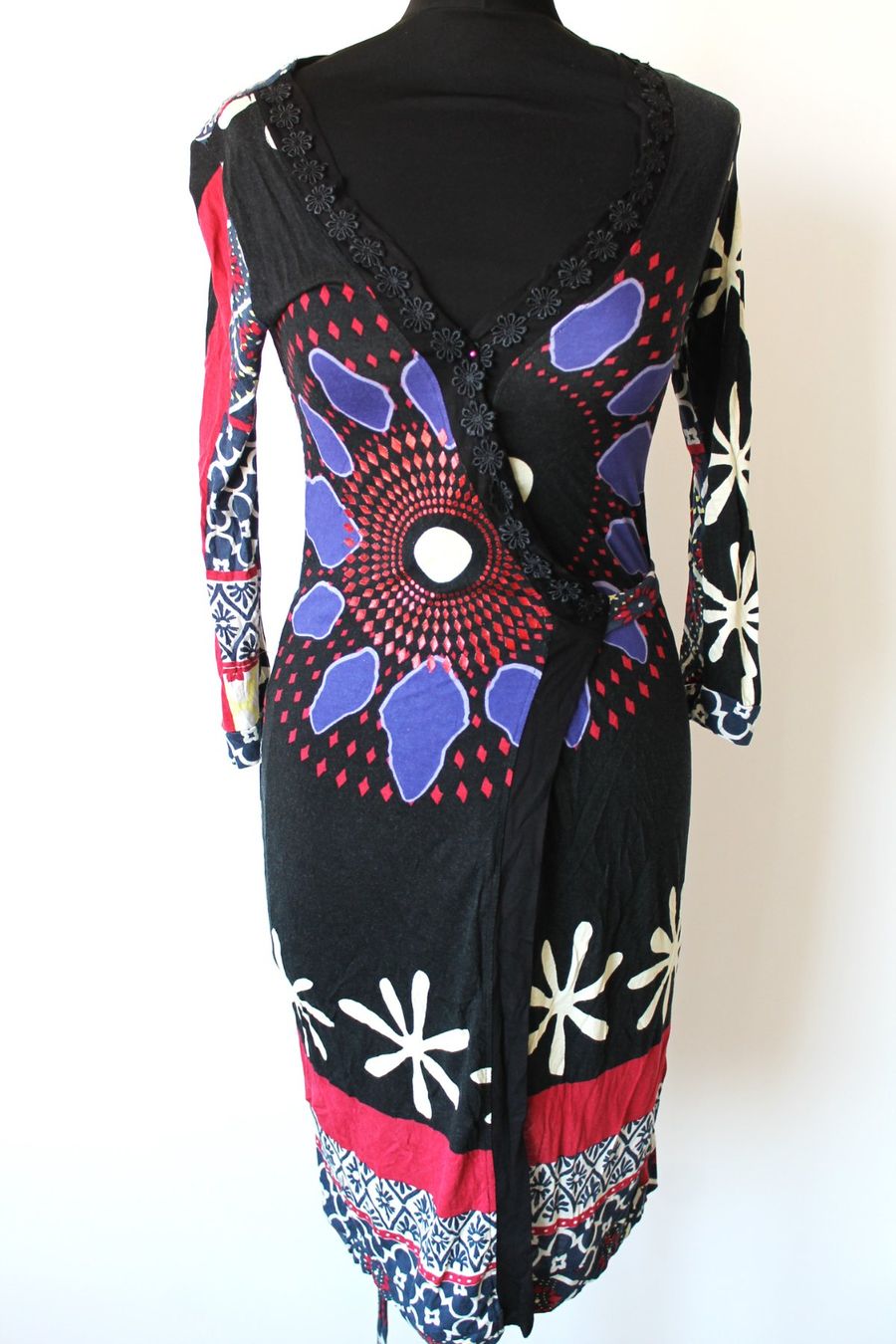 Desigual Vestiti: Robe DESIGUAL taille XS – Usato da Chez-le-Bart venduto da jasse