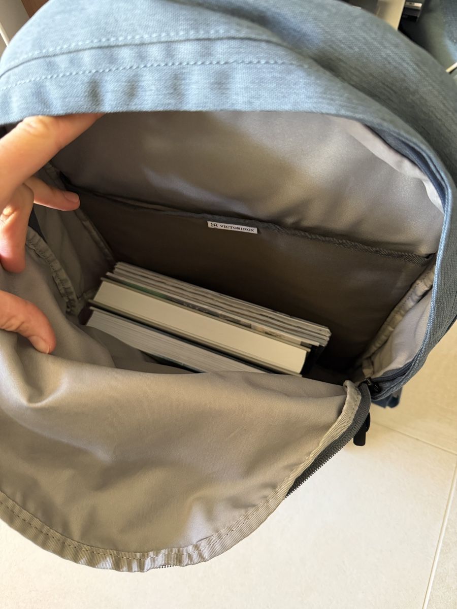 Victorinox Zaini: Victorinox back pack blue – Nuovo (secondo la descrizione) da Corsier GE venduto da Karol_save_planet 1