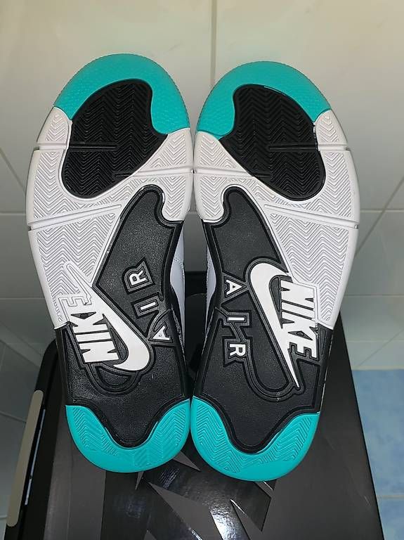 Nike Scarpe da uomo: Nike Air Command Force Hyper Jade Neu!! EU 43 – Usato da Tuggen venduto da Kawest0 2