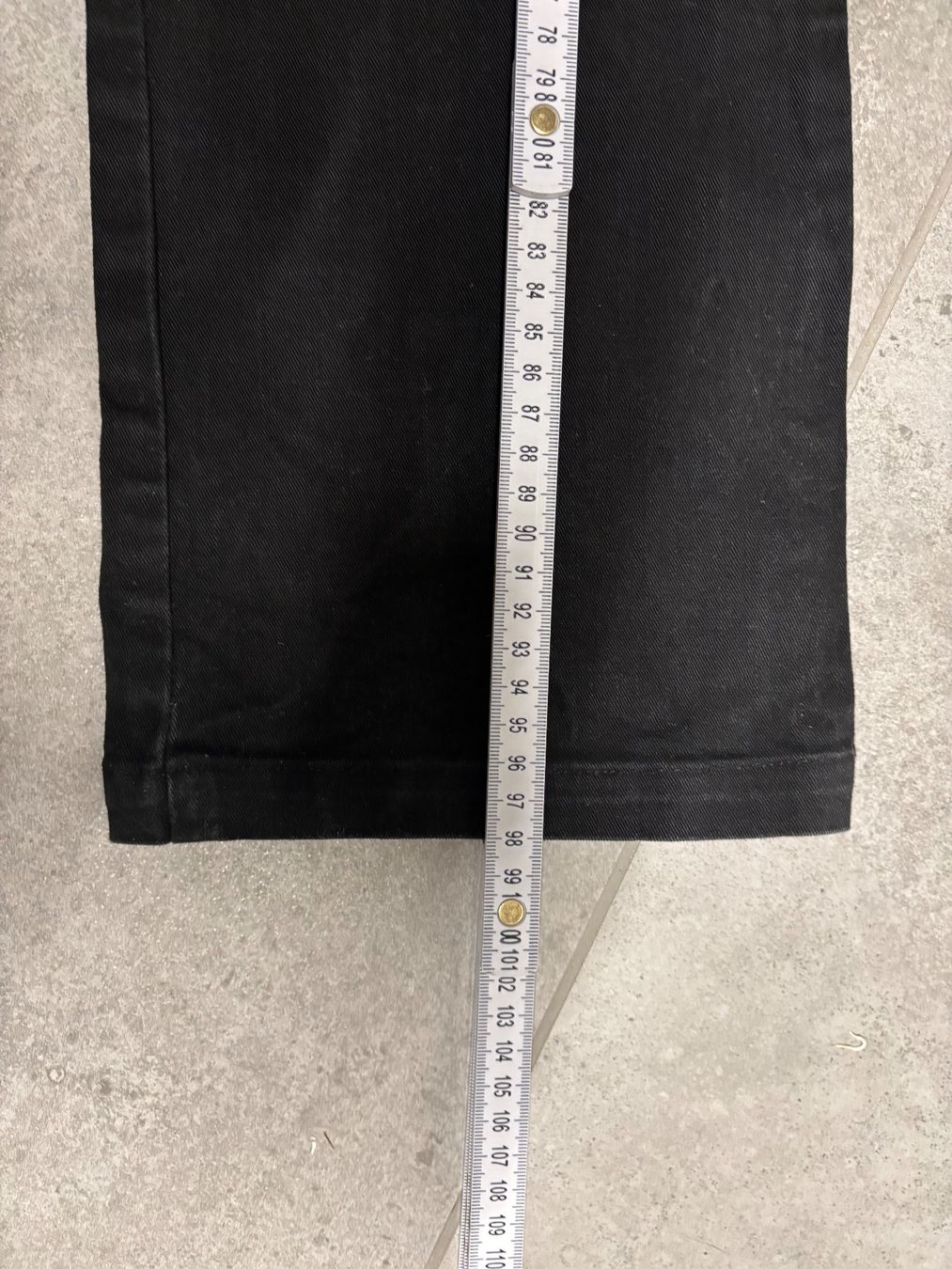 Jeans: Jeans noir léger taille 38 ou M – Usato da Salvenach venduto da gwenwywar 3