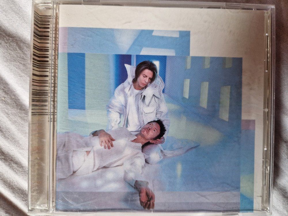 CDs: David Bowie – Hours... Vergriffen! – D'occasion à Brittnau par Zibu
