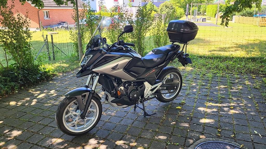 Touring: Honda NC750XA – Usato da Rikon im Tösstal venduto da Gvozden