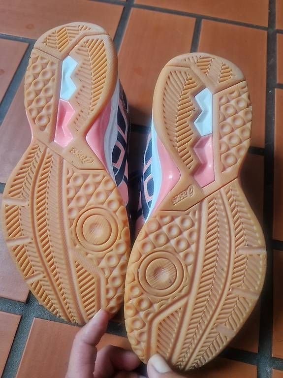 Scarpe per ragazzi: ASICS Gr 36/37 Hallenschuhe – Usato da Zürich venduto da s-knapp 2