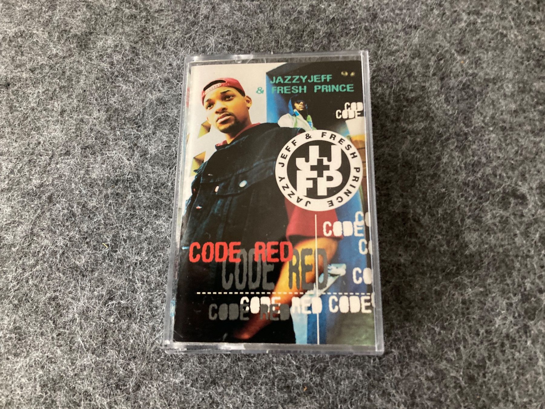 Musicassette: DJ Jazzy Jeff & The Fresh Prince - Code Red (MC) – Usato da Fribourg venduto da Karushi