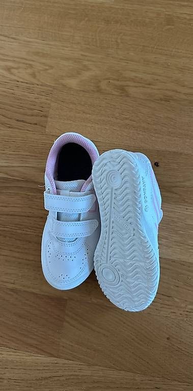 Scarpe per ragazze: Turnschuhe 28 – Nuovo (secondo la descrizione) da Bern venduto da Salamander86 1