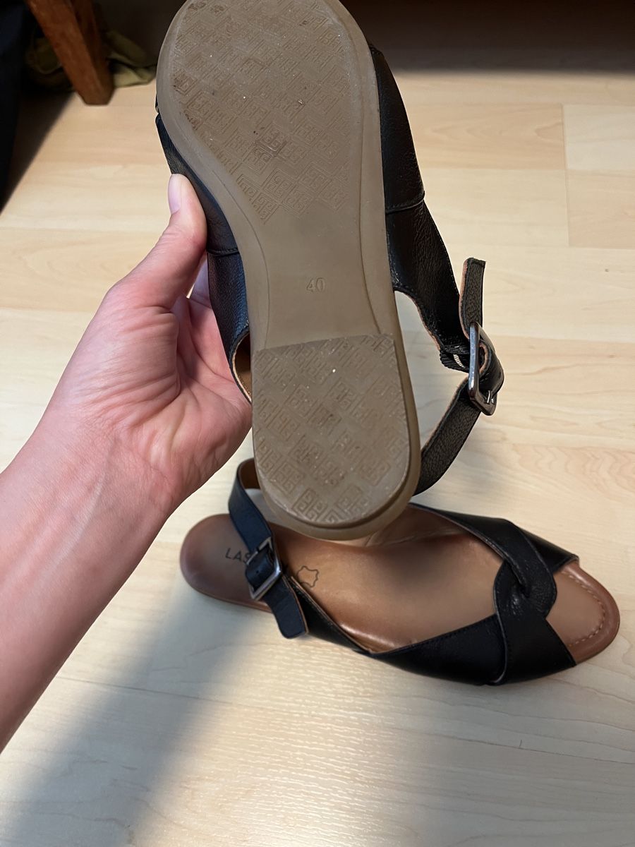 Scarpe da donna: Lasocki Gr. 40 Leder schwarz – Usato da Rotkreuz venduto da zisii 1