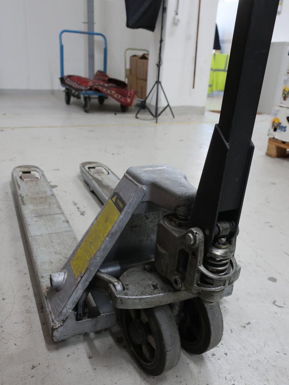 Gabelstapler & Hubwagen: Gebrauchter Palettrolli – Defekt aus Volketswil von brockipfannenstil 2