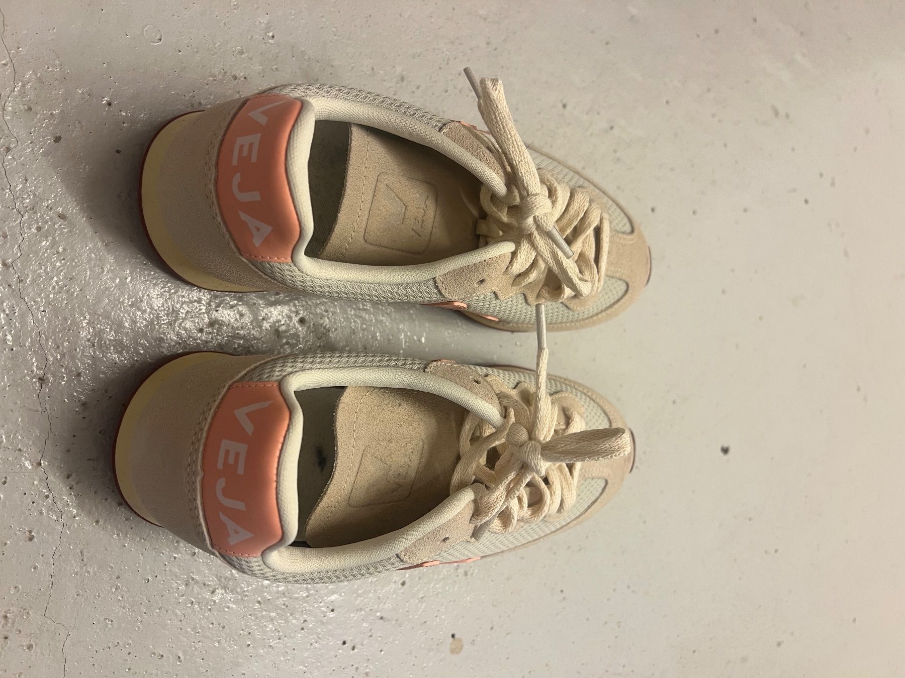 Veja Scarpe da donna: Sneaker Veja beige rosa, Grösse 37 – Usato da Olten venduto da isaschmid11 1